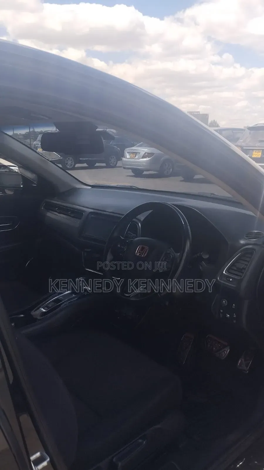 Honda Vezel 1.5 4WD 2017 Black