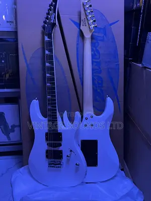 Ibanez GIO GRG170DX WH White Electric Solo Guitar -Excellent Condition