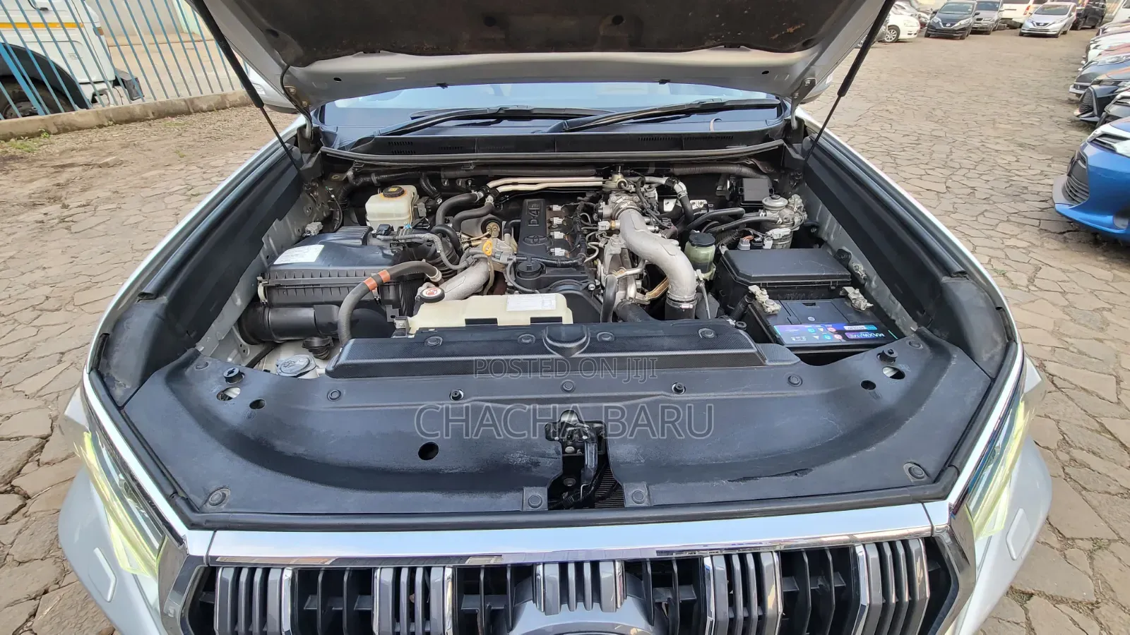 Toyota Land Cruiser Prado 2018 Silver