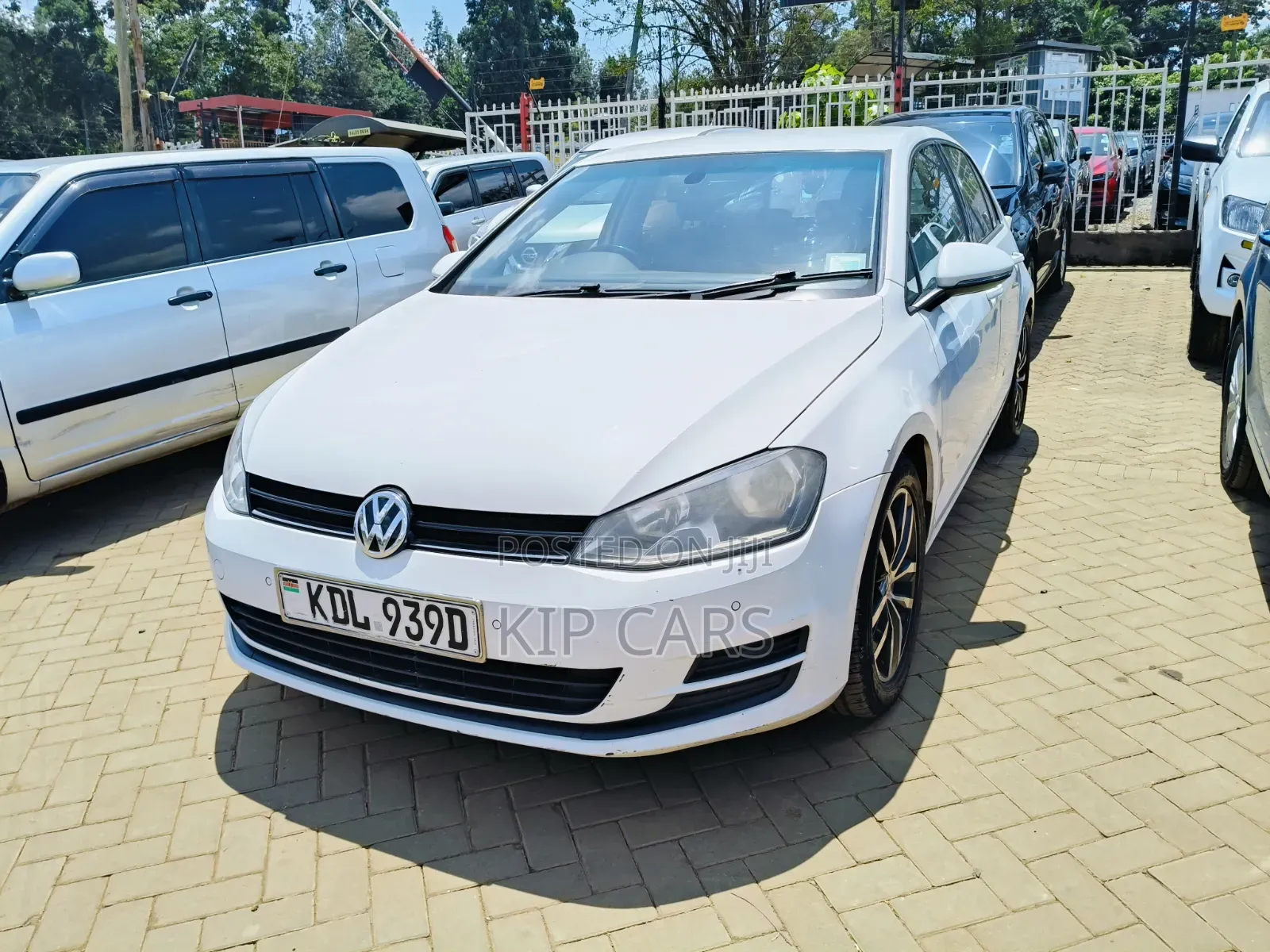 Volkswagen Golf 2015 White