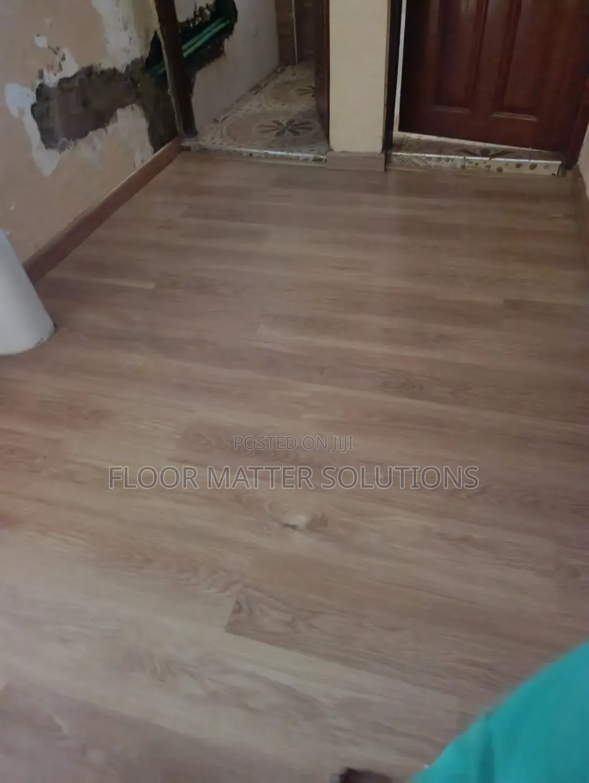 5mm SPC Flooring (Honey Glow)