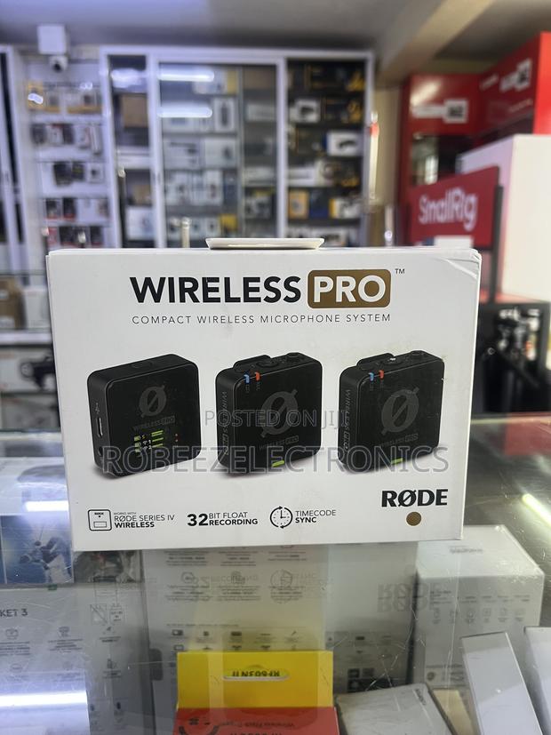 RODE Wireless PRO 2-Person Clip-on Wireless Microphone With Lavaliers