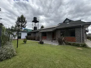 3bdrm Bungalow in Karen for rent