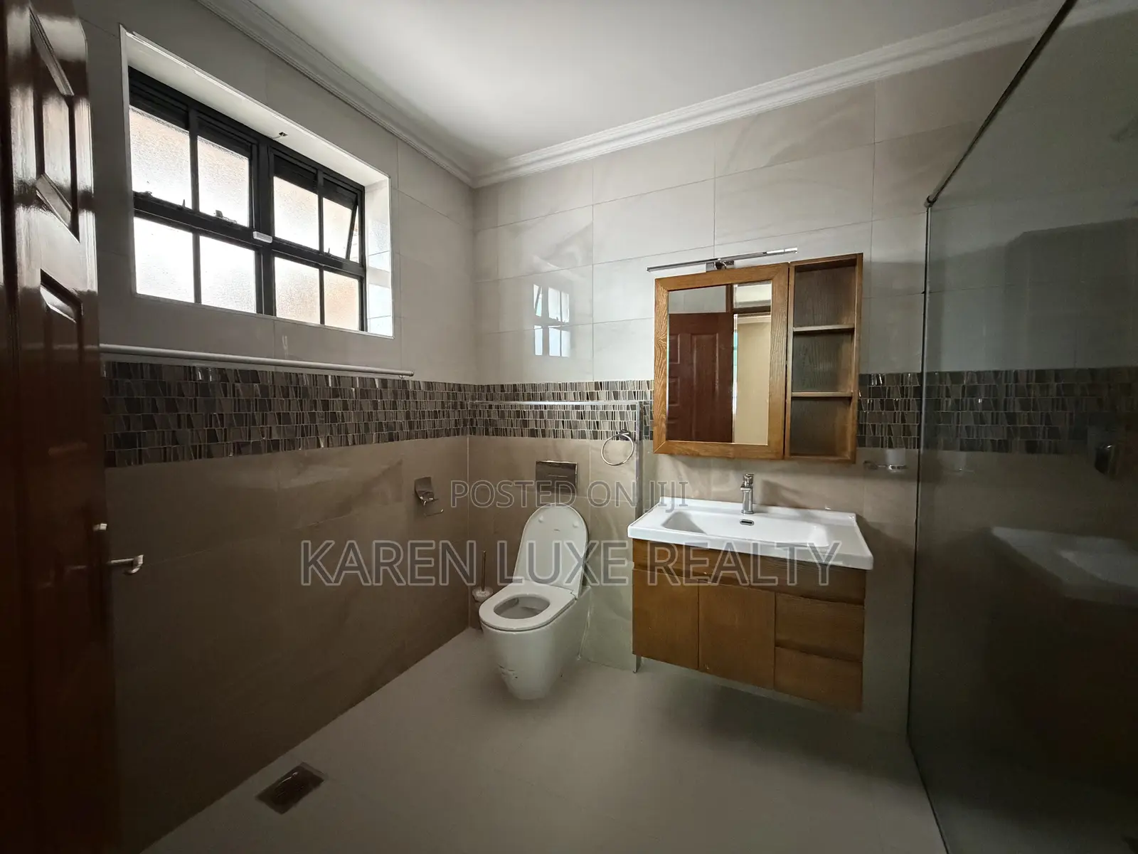 3bdrm Bungalow in Karen for rent