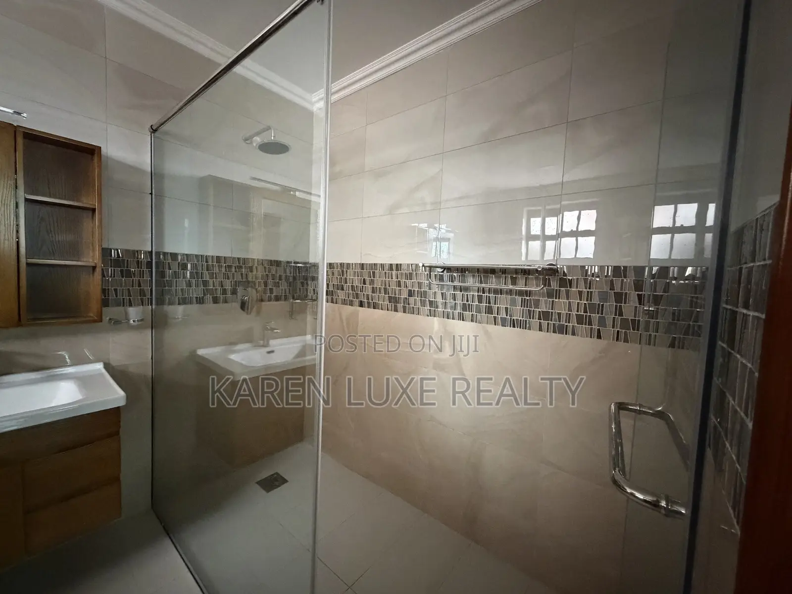3bdrm Bungalow in Karen for rent