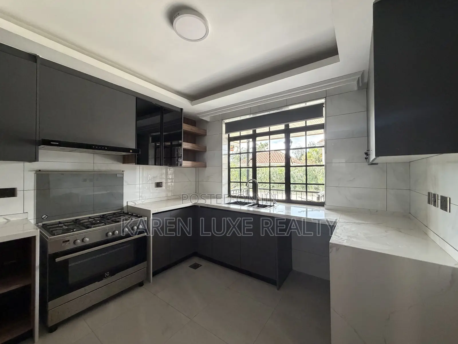 3bdrm Bungalow in Karen for rent