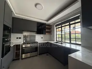 3bdrm Bungalow in Karen for rent
