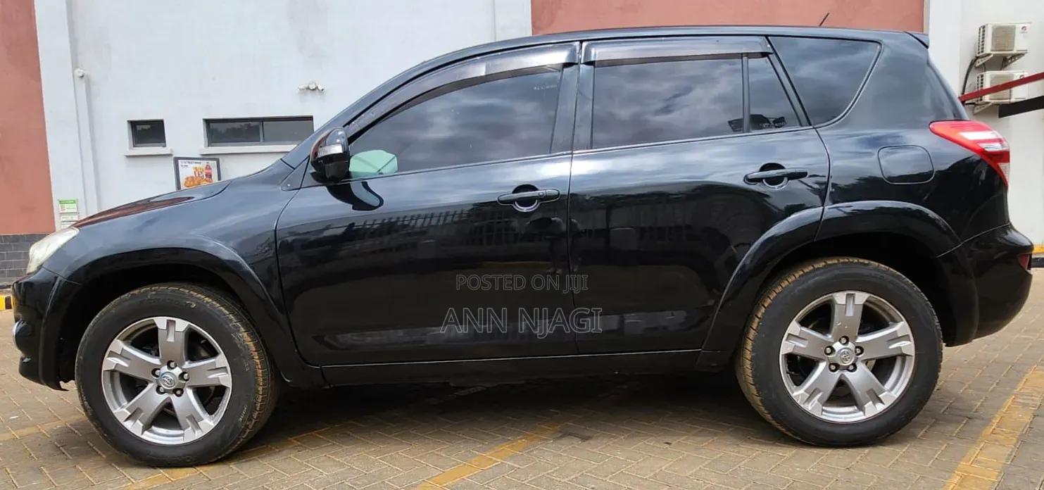 Toyota RAV4 2.5 2010 Black