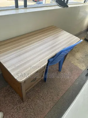 Straight Study Table With Free Plastic Seat