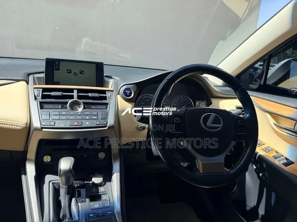 Lexus NX 2015 White