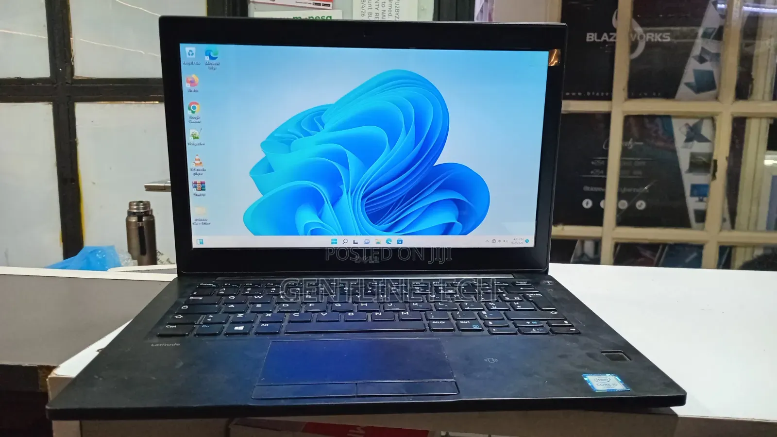 New Laptop Dell Latitude 7390 8GB Intel Core i5 HDD 256GB