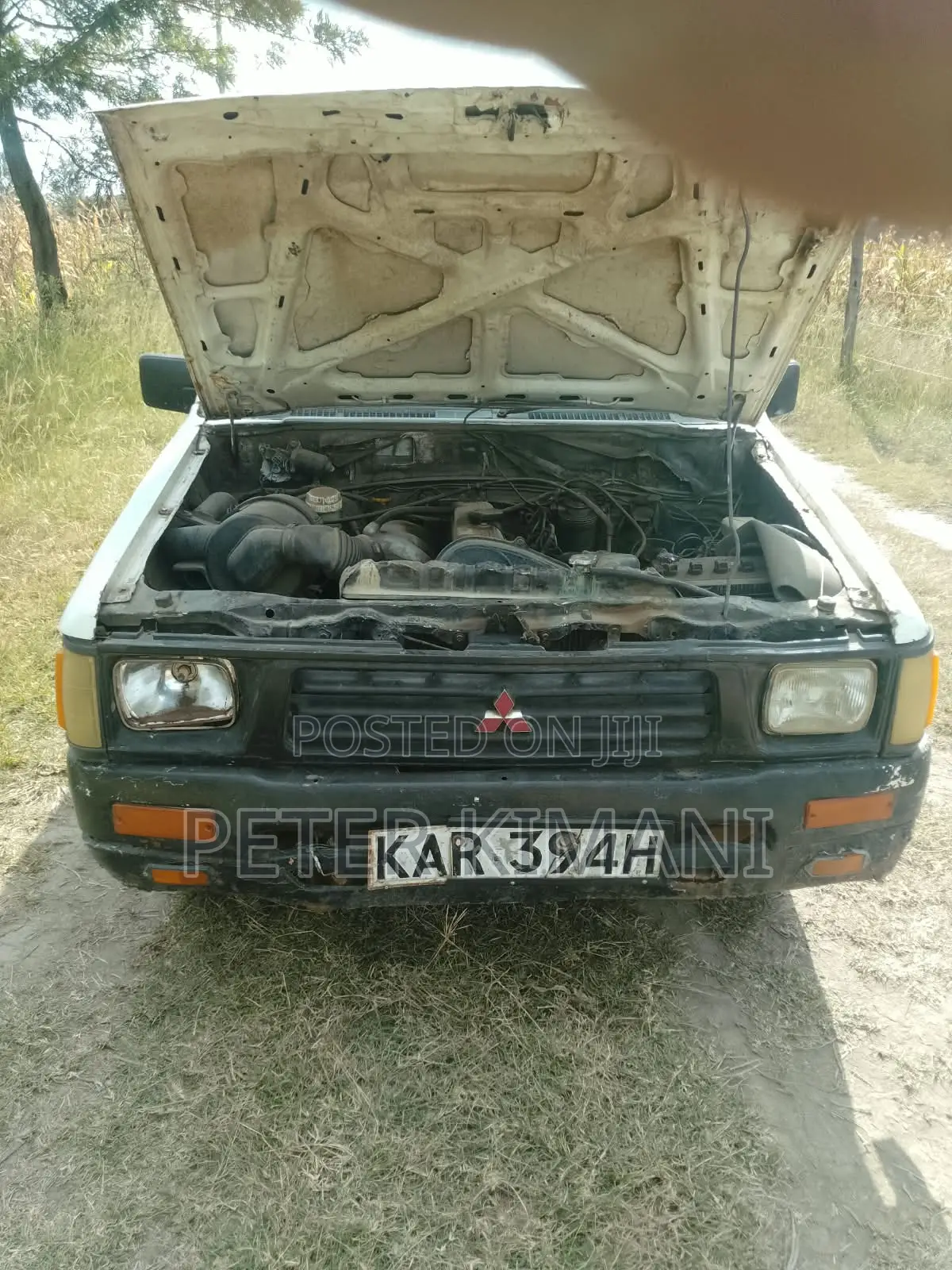 Mitsubishi L200 1995 White