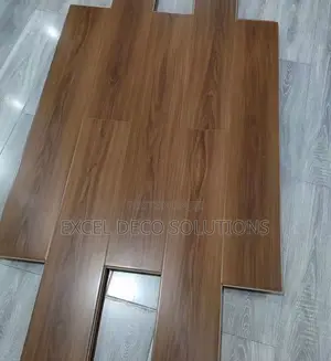 8mm Laminate Flooring Boards - Interlocking Wooden Design