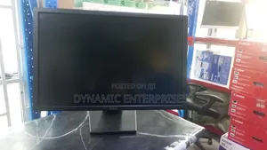 24 Inch Dell Monitor With Vga /Display Port and Dvi
