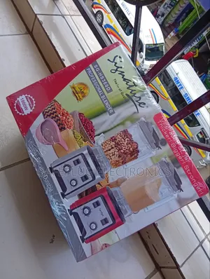 Signature Electric Blender – Smoothies, Juices & More