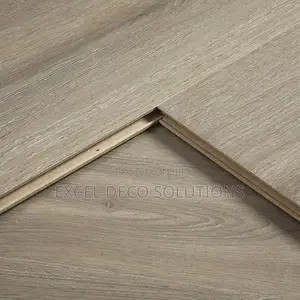Elegant Wooden Laminate Flooring for Home & Living Rooms