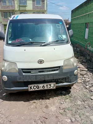Toyota TownAce 2010 White
