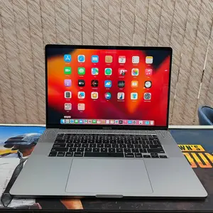 Laptop Apple MacBook Pro 32GB Intel Core i9 SSD 1T
