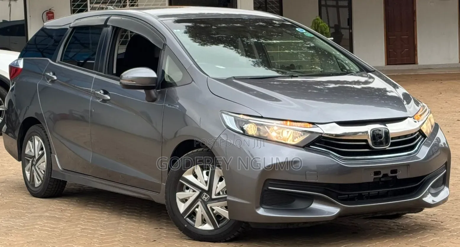 Honda Fit Shuttle 1.5 Hybrid 2WD 2019 Gray