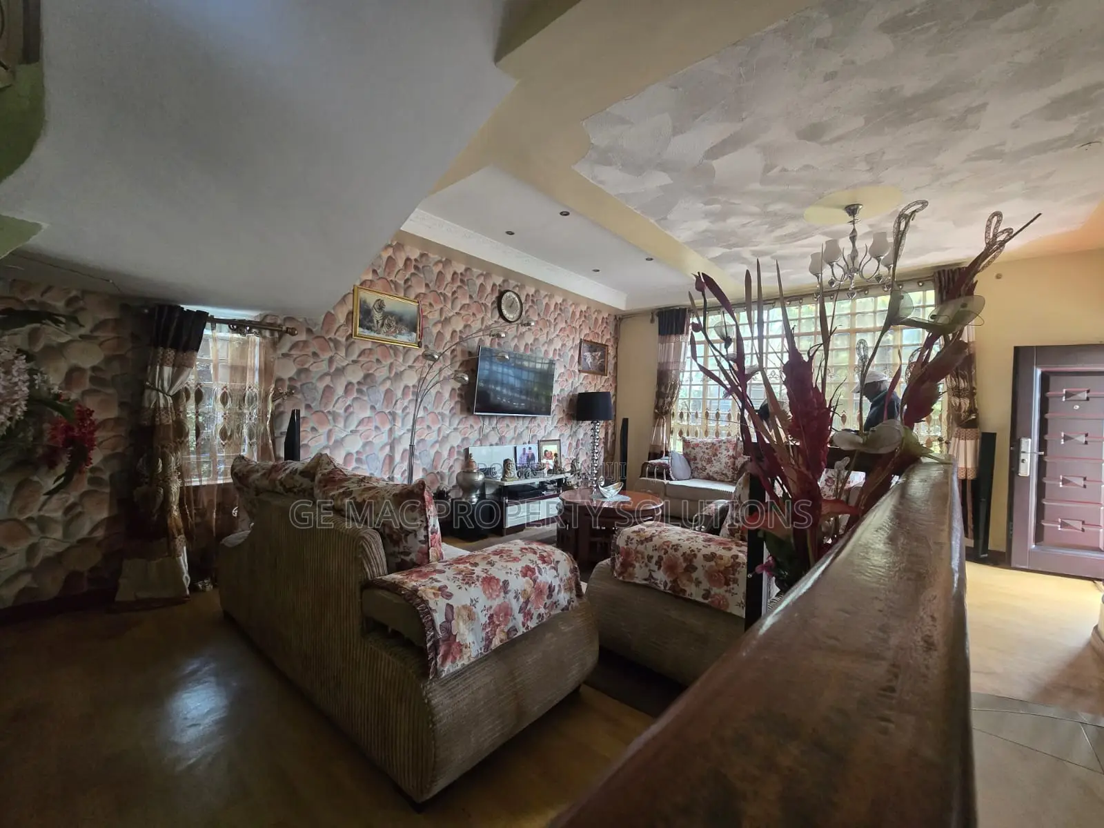 4bdrm House in Membley for sale
