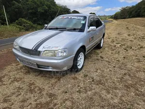 Toyota Corolla 1999 Silver