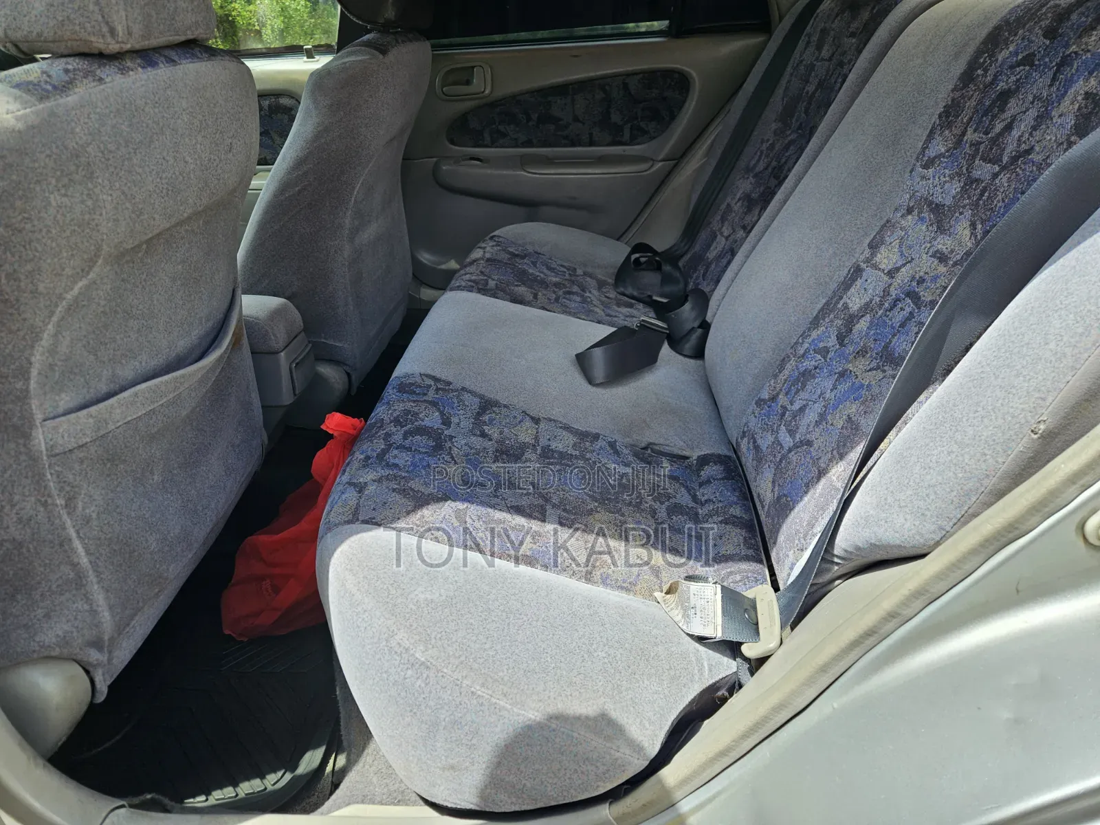 Toyota Corolla 1999 Silver