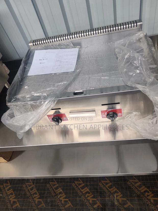 Imported Gas Flat Grill – Commercial - thumbnail 2