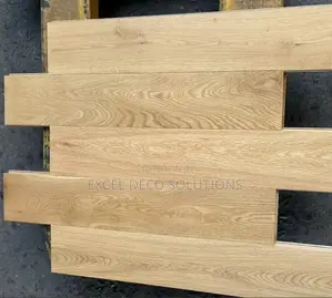 Click Lock Laminate Flooring Planks - Quick Interlocking System