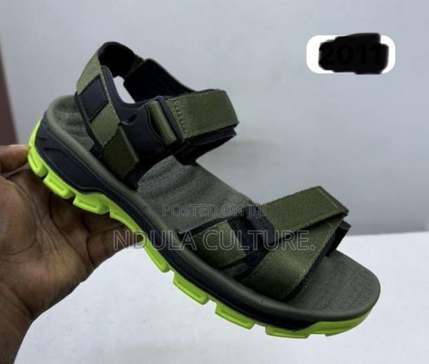 Quality Leather Strap Sandals - thumbnail 3