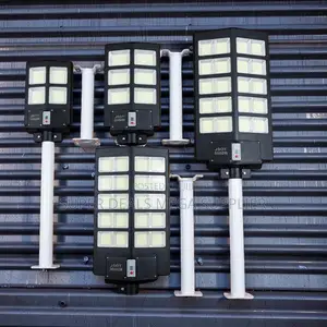Discount Prices LED 1000W,2000W,3000W,5000W Watts Solar Street Lights