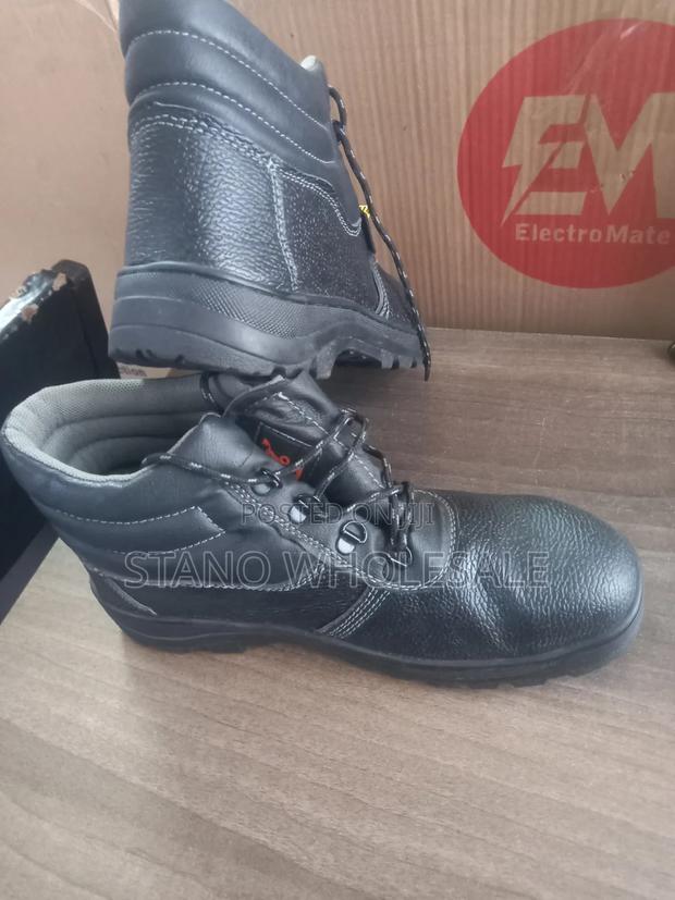 Size 39 Safety Boots