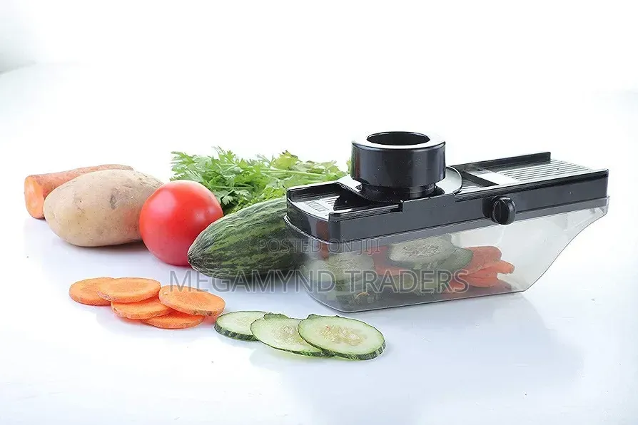 Dry Fruit Cutter for Nut and Dried Fruit / Dry Fruit and Vegetablesl