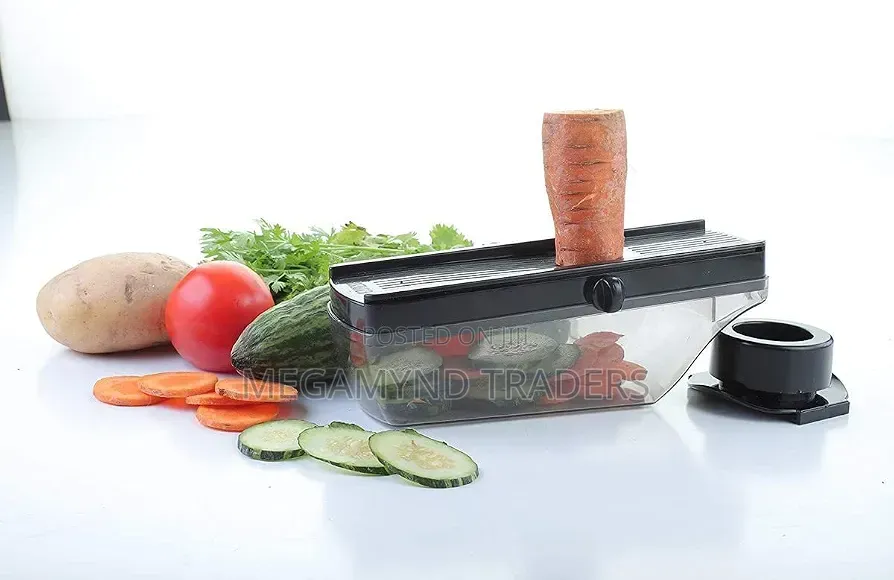Dry Fruit Cutter for Nut and Dried Fruit / Dry Fruit and Vegetablesl