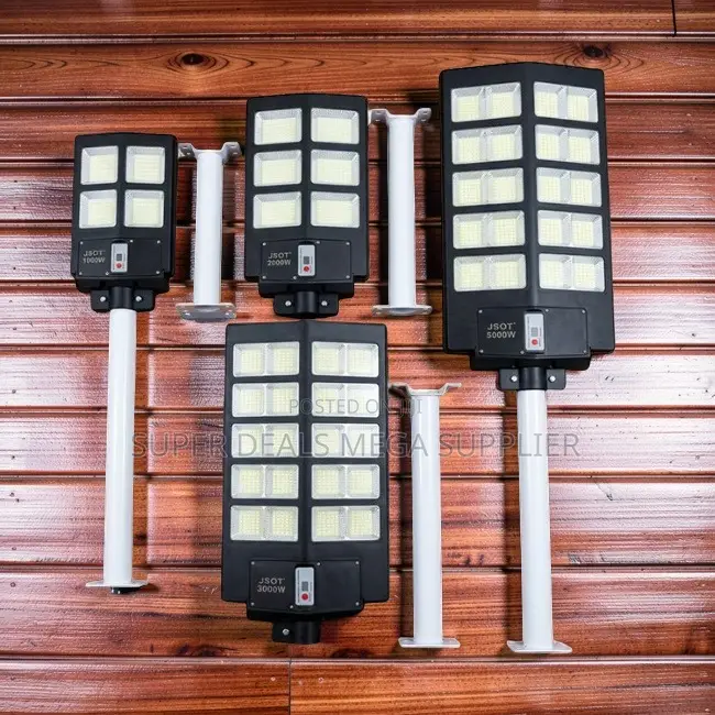 Wholesale Price LED 1000W,2000W,3000W,5000W Watts Solar Street Lights