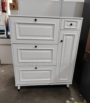 Brand New Imported Bucket Flip Shoe Rack