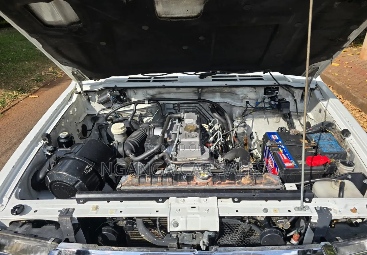 Mitsubishi Pajero 2011 White