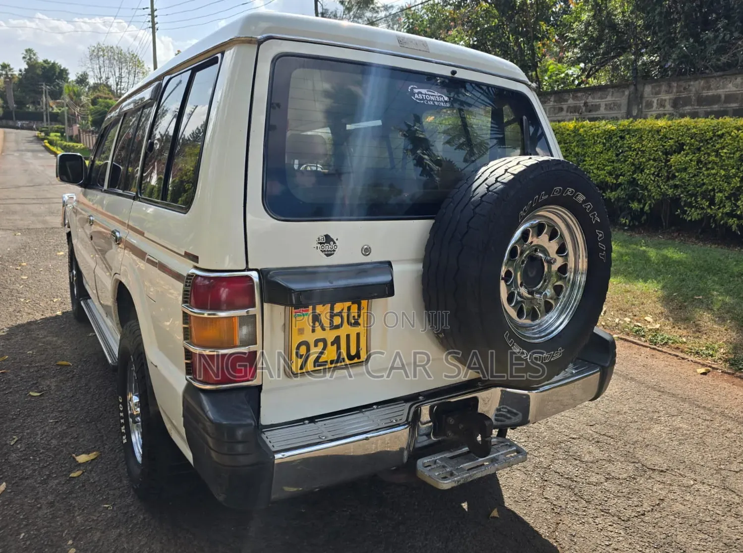 Mitsubishi Pajero 2011 White