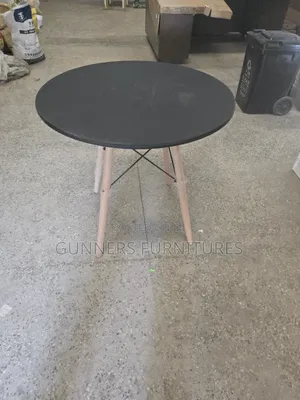 Eames Round Table