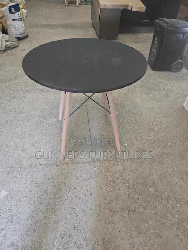 Eames Round Table
