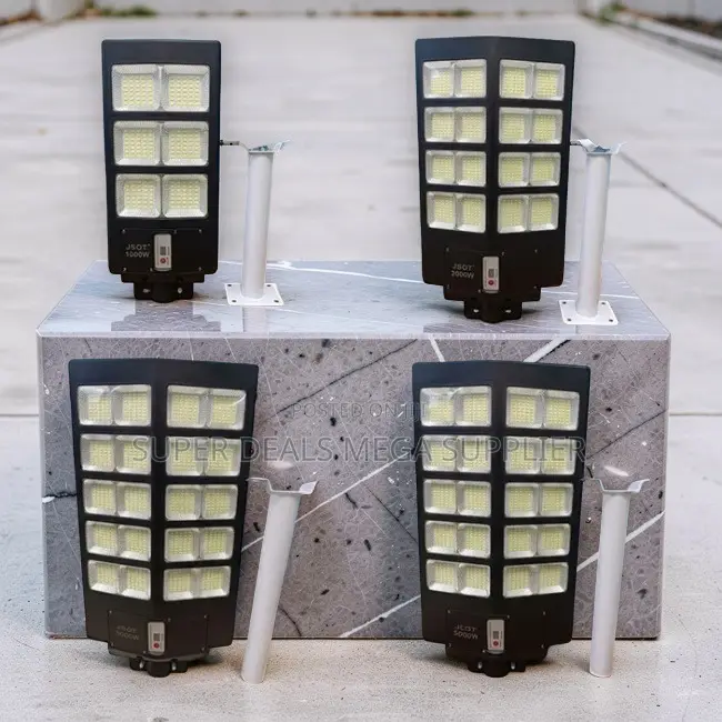 Clearance LED 1000W,2000W,3000W,5000W Watts Solar Street Lights
