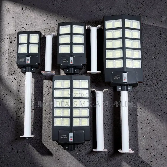 Clearance LED 1000W,2000W,3000W,5000W Watts Solar Street Lights