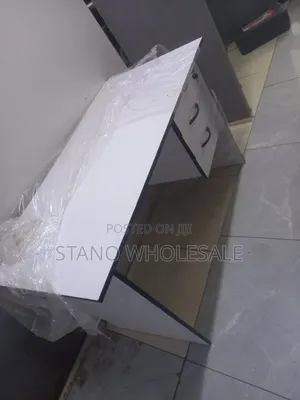 0.9m Office Desk