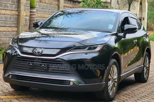 Toyota Harrier 2.0 2021 Black