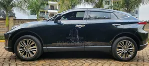 Toyota Harrier 2.0 2021 Black