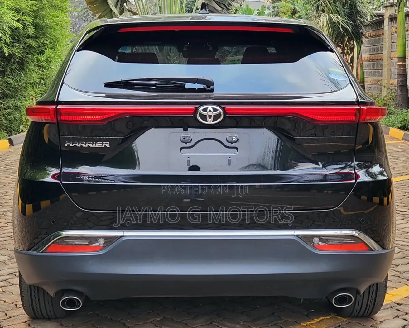 Toyota Harrier 2.0 2021 Black