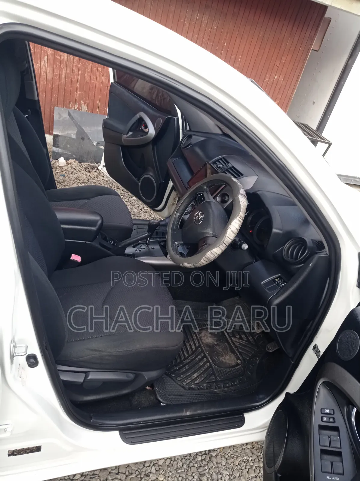 Toyota RAV4 SV Premium 2014 White