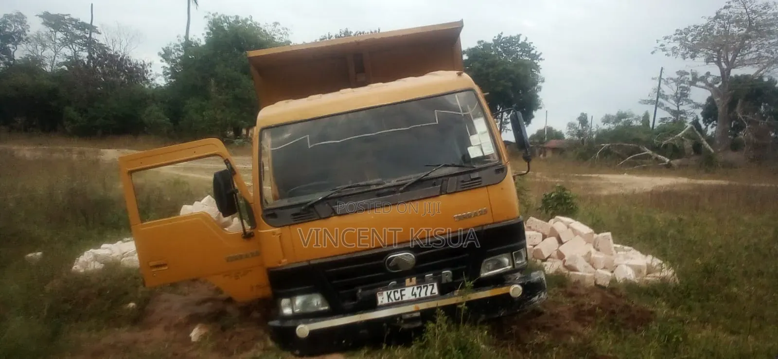 Eicher Tipper