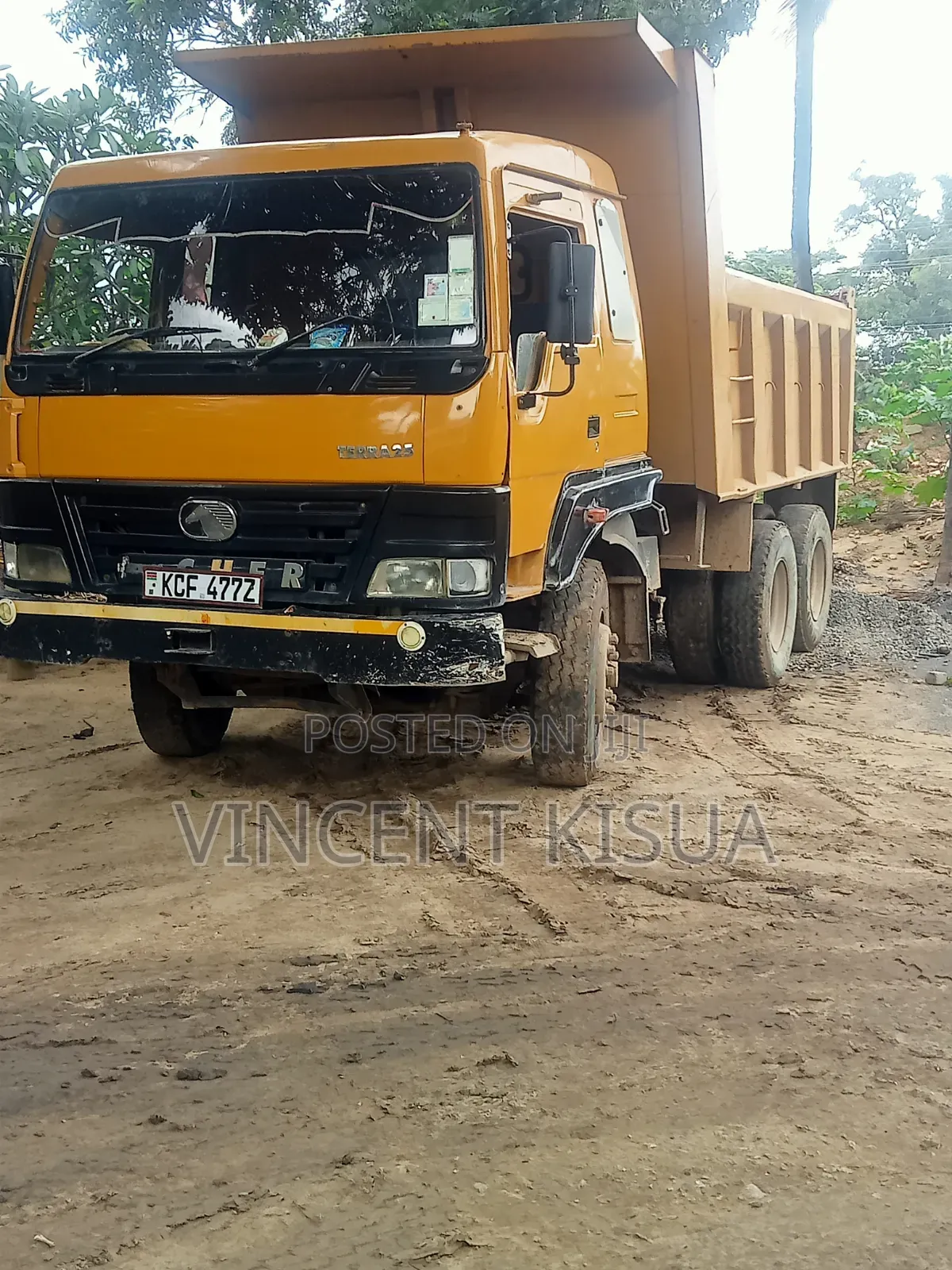 Eicher Tipper