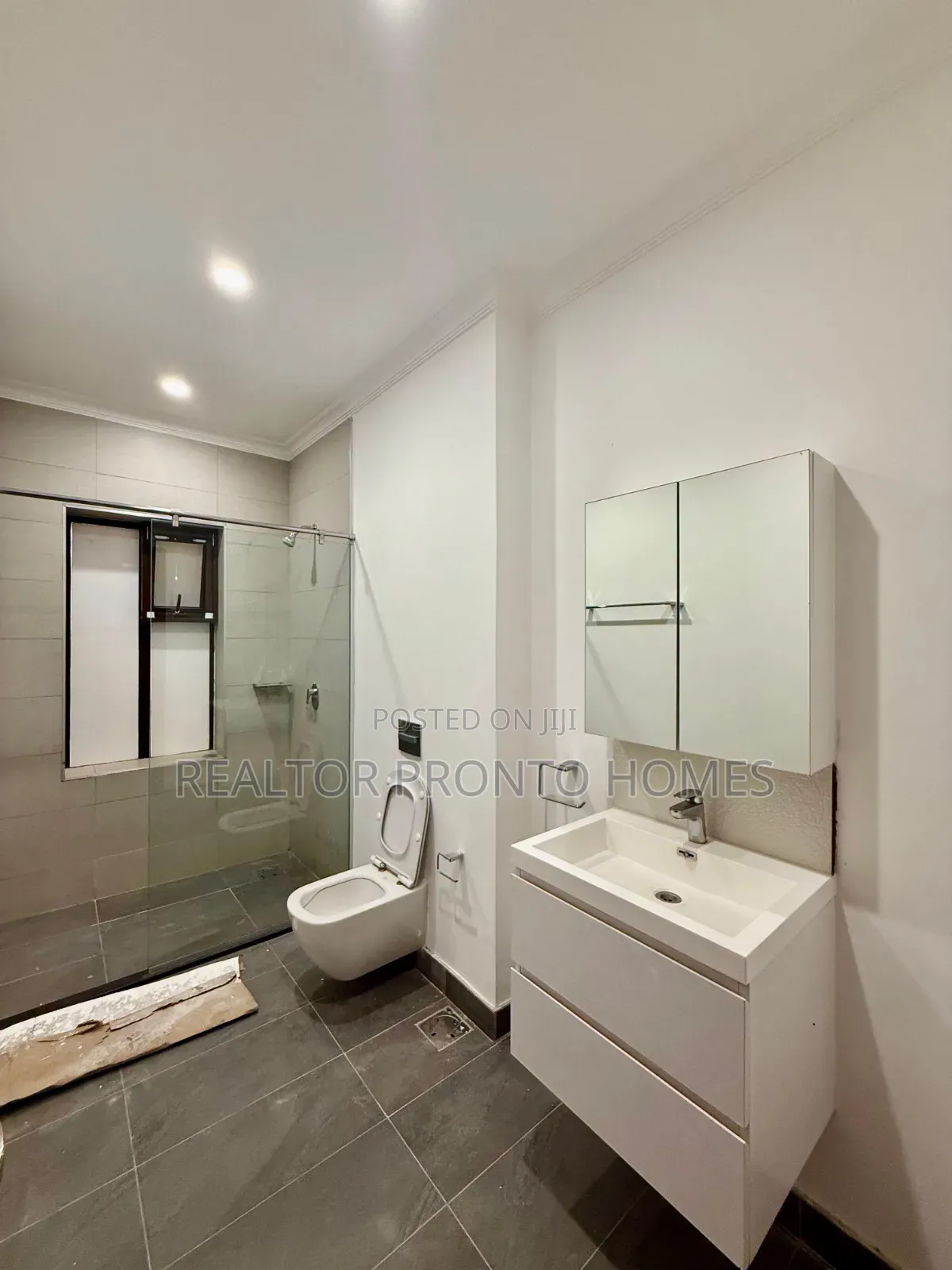 4bdrm Townhouse / Terrace in Kileleshwa for rent