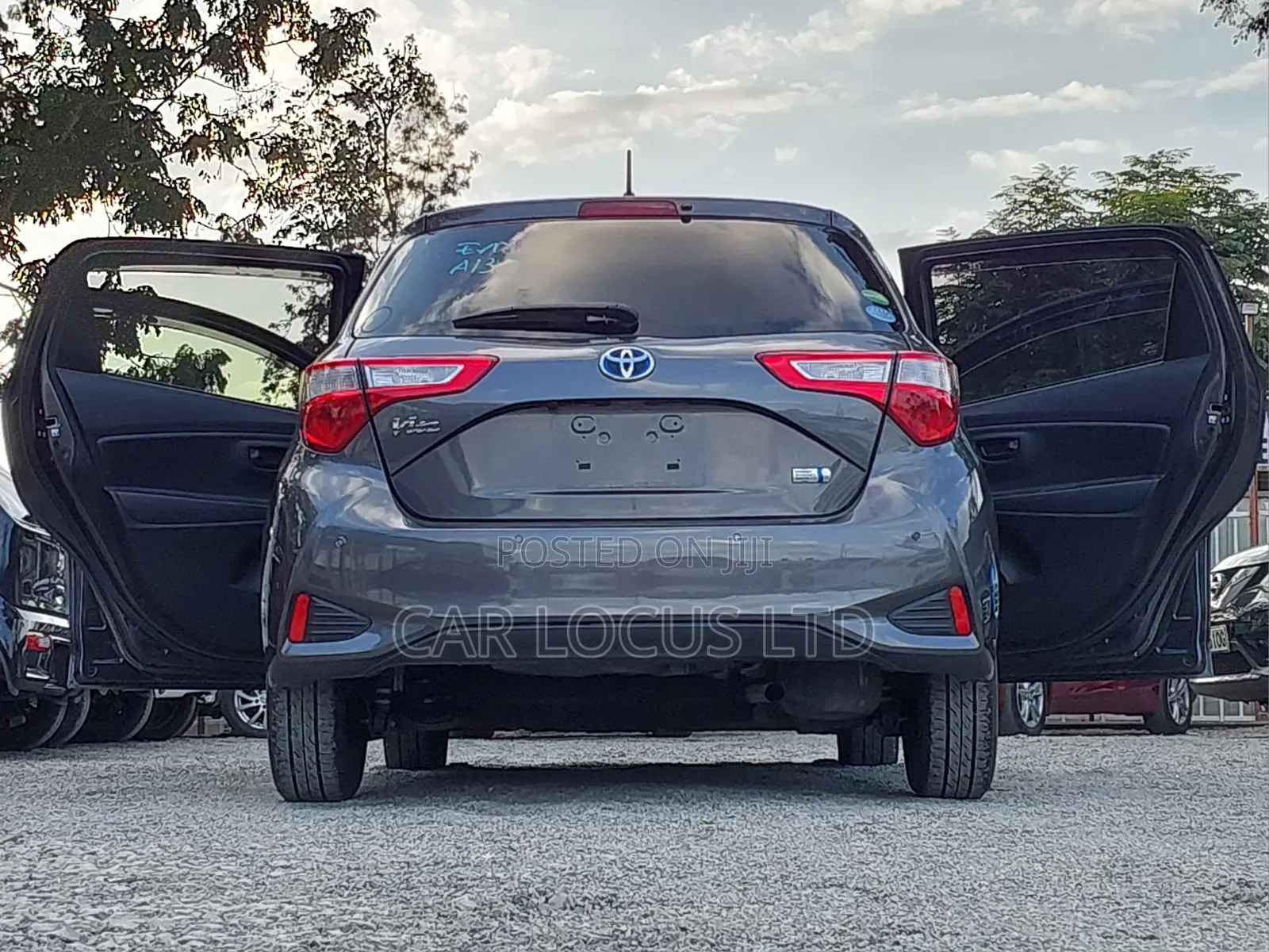 Toyota Vitz 1.5 FWD Hybrid 5dr 2019 Gray